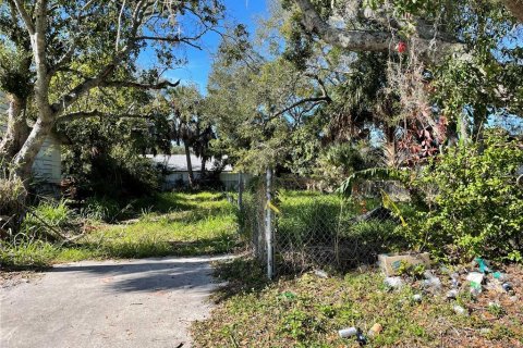 Terreno en venta en Sarasota, Florida № 1360862 - foto 2