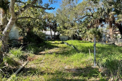 Terreno en venta en Sarasota, Florida № 1360862 - foto 1