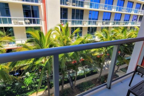 Condominio en venta en Hollywood, Florida, 1 dormitorio, 41.81 m2 № 686489 - foto 24