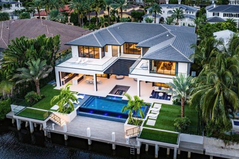 House in Boca Raton, Florida 6 bedrooms, 838.91 sq.m. № 787079 - photo 15
