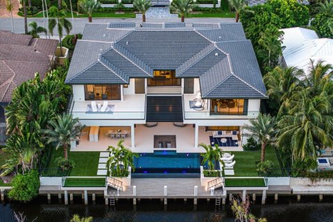 House in Boca Raton, Florida 6 bedrooms, 838.91 sq.m. № 787079 - photo 14