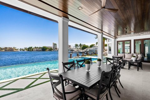Villa ou maison à vendre à Fort Lauderdale, Floride: 6 chambres, 670.85 m2 № 787042 - photo 10