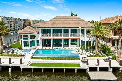 Villa ou maison à vendre à Fort Lauderdale, Floride: 6 chambres, 670.85 m2 № 787042 - photo 4