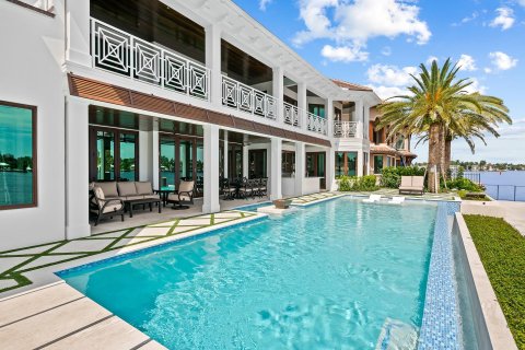 Villa ou maison à vendre à Fort Lauderdale, Floride: 6 chambres, 670.85 m2 № 787042 - photo 11
