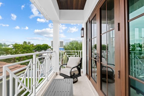 Villa ou maison à vendre à Fort Lauderdale, Floride: 6 chambres, 670.85 m2 № 787042 - photo 18