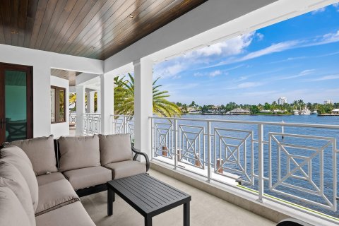Villa ou maison à vendre à Fort Lauderdale, Floride: 6 chambres, 670.85 m2 № 787042 - photo 30