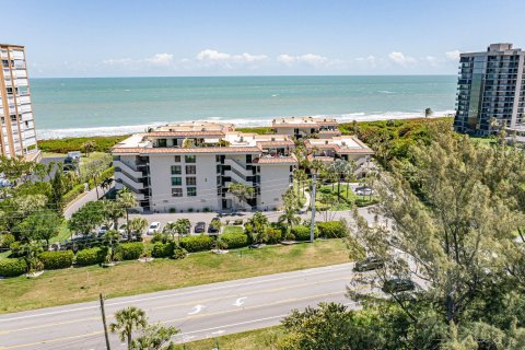 Condo in Hutchinson Island South, Florida, 3 bedrooms  № 1093638 - photo 8