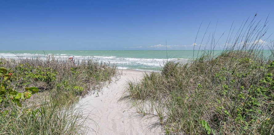 Condo in Hutchinson Island South, Florida, 3 bedrooms  № 1093638