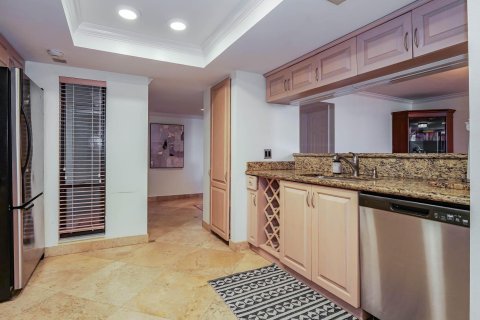 Condominio en venta en Hutchinson Island South, Florida, 3 dormitorios, 183.2 m2 № 1093638 - foto 25