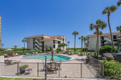 Condominio en venta en Hutchinson Island South, Florida, 3 dormitorios, 183.2 m2 № 1093638 - foto 11
