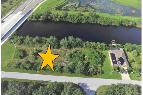 Terreno en venta en Port Charlotte, Florida № 946877 - foto 1