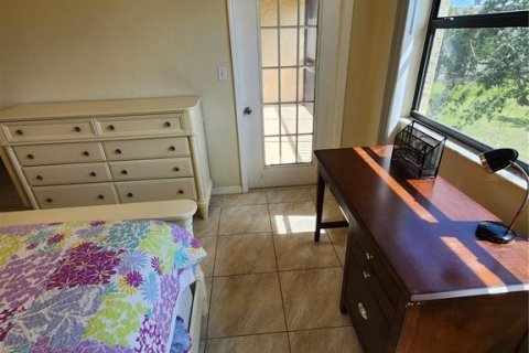 Condominio en venta en Port Charlotte, Florida, 2 dormitorios, 95.88 m2 № 550102 - foto 27
