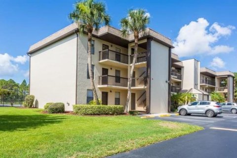 Condominio en venta en Port Charlotte, Florida, 2 dormitorios, 95.88 m2 № 550102 - foto 1