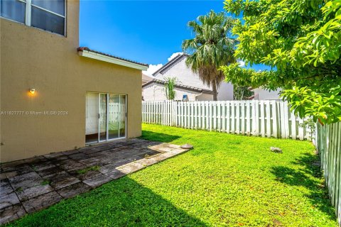 House in Miramar, Florida 3 bedrooms, 209.4 sq.m. № 1281906 - photo 6