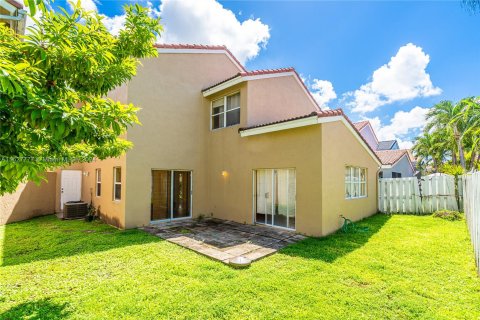 Villa ou maison à vendre à Miramar, Floride: 3 chambres, 209.4 m2 № 1281906 - photo 7