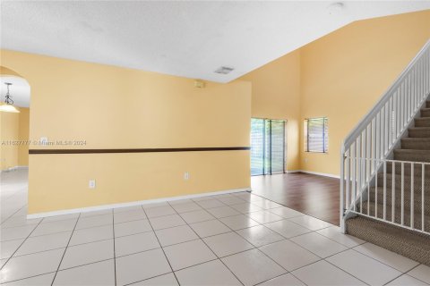 Villa ou maison à vendre à Miramar, Floride: 3 chambres, 209.4 m2 № 1281906 - photo 11