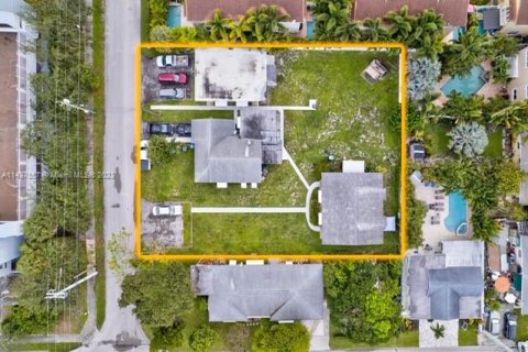 Land in Oakland Park, Florida № 672349 - photo 6