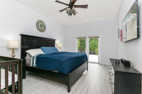 Casa en venta en Miramar, Florida, 3 dormitorios, 186.27 m2 № 1387850 - foto 9