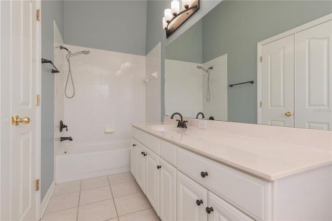 Adosado en venta en Tampa, Florida, 3 dormitorios, 169.83 m2 № 1370302 - foto 22