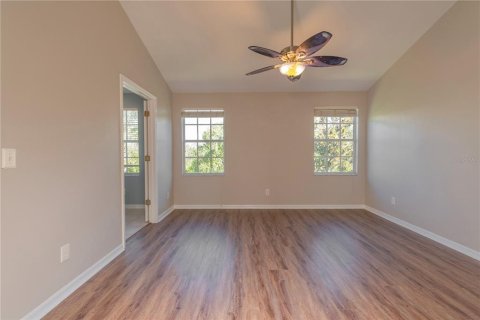 Adosado en venta en Tampa, Florida, 3 dormitorios, 169.83 m2 № 1370302 - foto 23