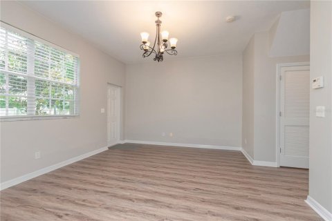 Touwnhouse à vendre à Tampa, Floride: 3 chambres, 169.83 m2 № 1370302 - photo 5