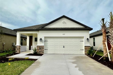 Villa ou maison à louer à Nokomis, Floride: 4 chambres, 166.85 m2 № 1370275 - photo 1