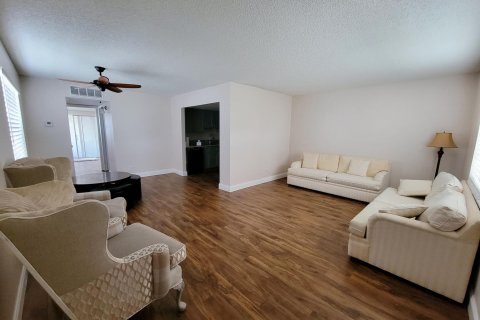 Condo in Delray Beach, Florida, 1 bedroom  № 880771 - photo 16