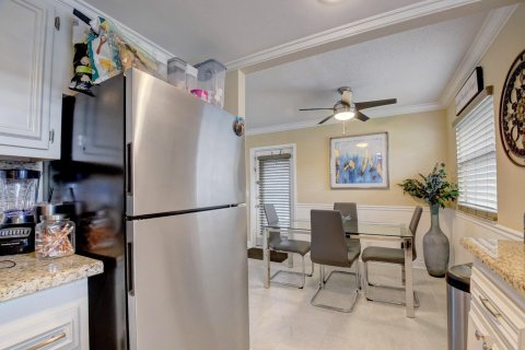 Condo in Delray Beach, Florida, 2 bedrooms  № 1151972 - photo 16