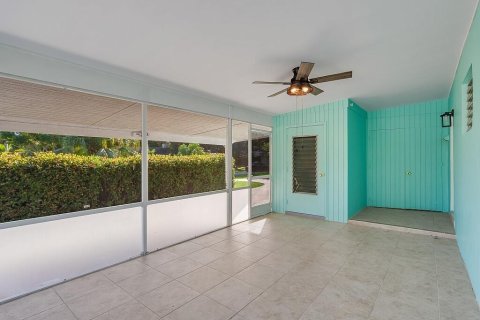 House in Vero Beach, Florida 3 bedrooms, 131.46 sq.m. № 860741 - photo 23