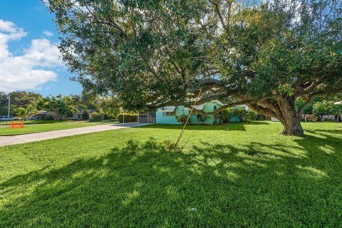 Villa ou maison à vendre à Vero Beach, Floride: 3 chambres, 131.46 m2 № 860741 - photo 1