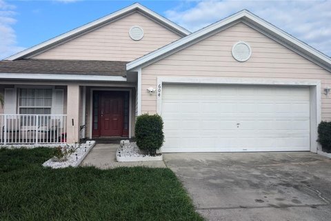 House in Kissimmee, Florida 4 bedrooms, 160.63 sq.m. № 1325021 - photo 1