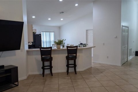 Casa en venta en Kissimmee, Florida, 4 dormitorios, 160.63 m2 № 1325021 - foto 9