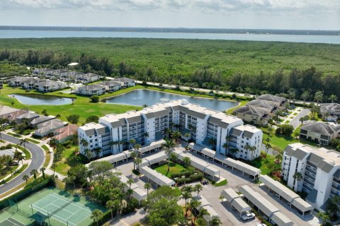 Copropriété à vendre à Hutchinson Island South, Floride: 2 chambres, 121.14 m2 № 1134939 - photo 14