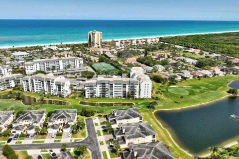 Condominio en venta en Hutchinson Island South, Florida, 2 dormitorios, 121.14 m2 № 1134939 - foto 3