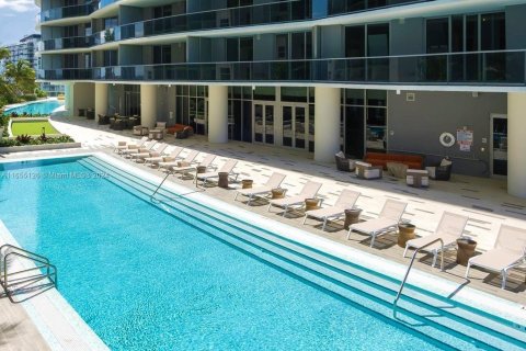 Condo in Miami, Florida, 3 bedrooms  № 1352240 - photo 10