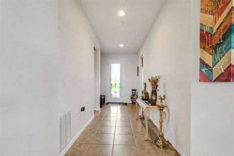 Villa ou maison à vendre à Davenport, Floride: 4 chambres, 189.52 m2 № 1138062 - photo 5