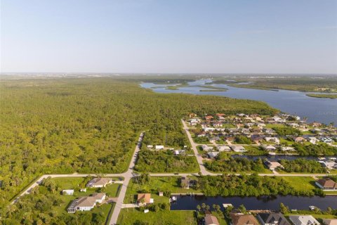 Terreno en venta en Port Charlotte, Florida № 1334016 - foto 16