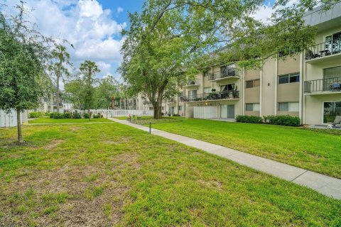 Condo in Tampa, Florida, 1 bedroom  № 1349377 - photo 25