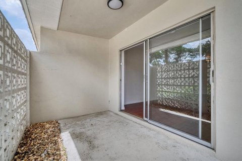 Copropriété à vendre à Tampa, Floride: 1 chambre, 61.97 m2 № 1349377 - photo 23