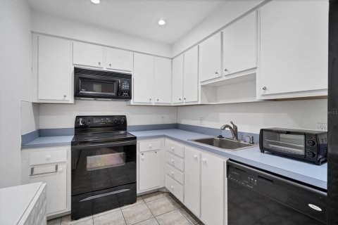 Copropriété à vendre à Tampa, Floride: 1 chambre, 61.97 m2 № 1349377 - photo 12