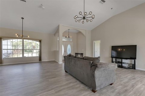 Villa ou maison à vendre à Punta Gorda, Floride: 4 chambres, 214.6 m2 № 1349443 - photo 12