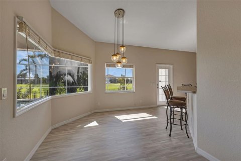 Villa ou maison à vendre à Punta Gorda, Floride: 4 chambres, 214.6 m2 № 1349443 - photo 14