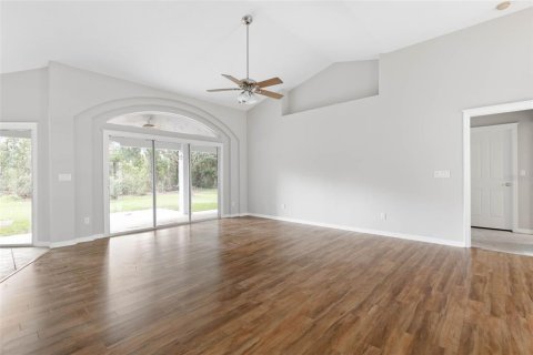 Villa ou maison à vendre à Palm Coast, Floride: 4 chambres, 202.43 m2 № 1349407 - photo 8