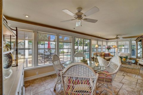 Villa ou maison à vendre à Lighthouse Point, Floride: 2 chambres, 180.04 m2 № 783818 - photo 25