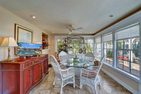 Villa ou maison à vendre à Lighthouse Point, Floride: 2 chambres, 180.04 m2 № 783818 - photo 27