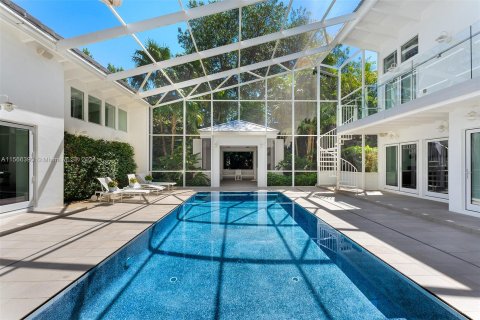 Villa ou maison à vendre à Miami, Floride: 7 chambres, 421.78 m2 № 1351690 - photo 25