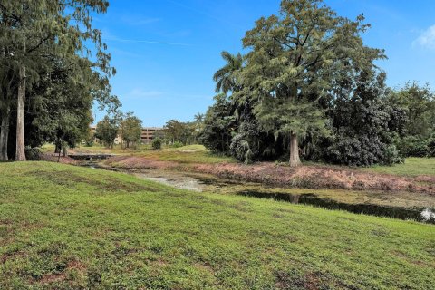 Condo in Lauderhill, Florida, 2 bedrooms  № 1121215 - photo 26