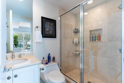 Condo in Palm Beach, Florida, 3 bedrooms  № 1121267 - photo 20