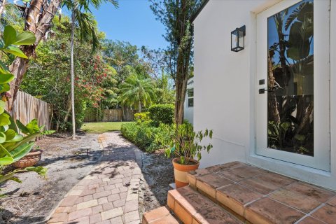 House in Fort Lauderdale, Florida 3 bedrooms, 112.23 sq.m. № 1121356 - photo 8