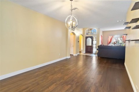 Villa ou maison à vendre à Kissimmee, Floride: 4 chambres, 221.48 m2 № 1370292 - photo 4